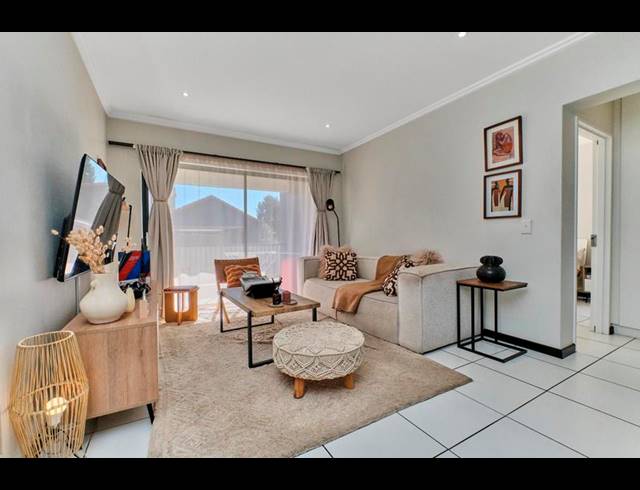 1 BEDROOM PROPERTY TO RENT IN LONEHILL